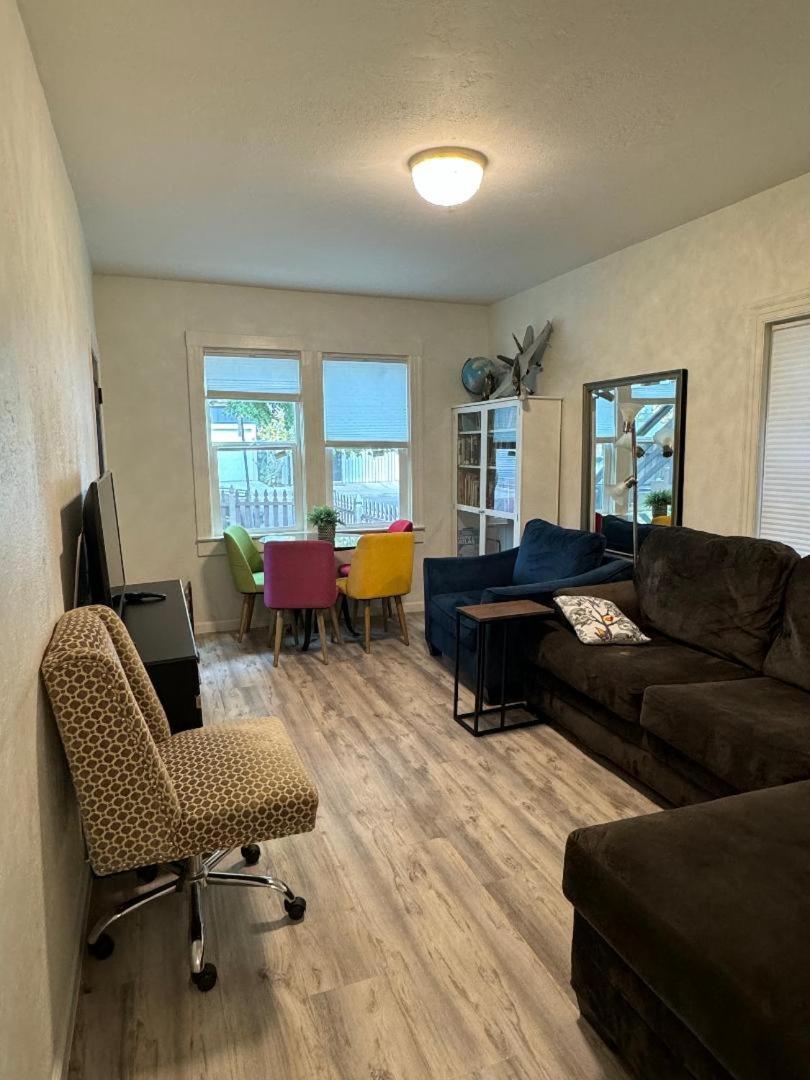 Appartamento Bumblebee House Oakland Esterno foto